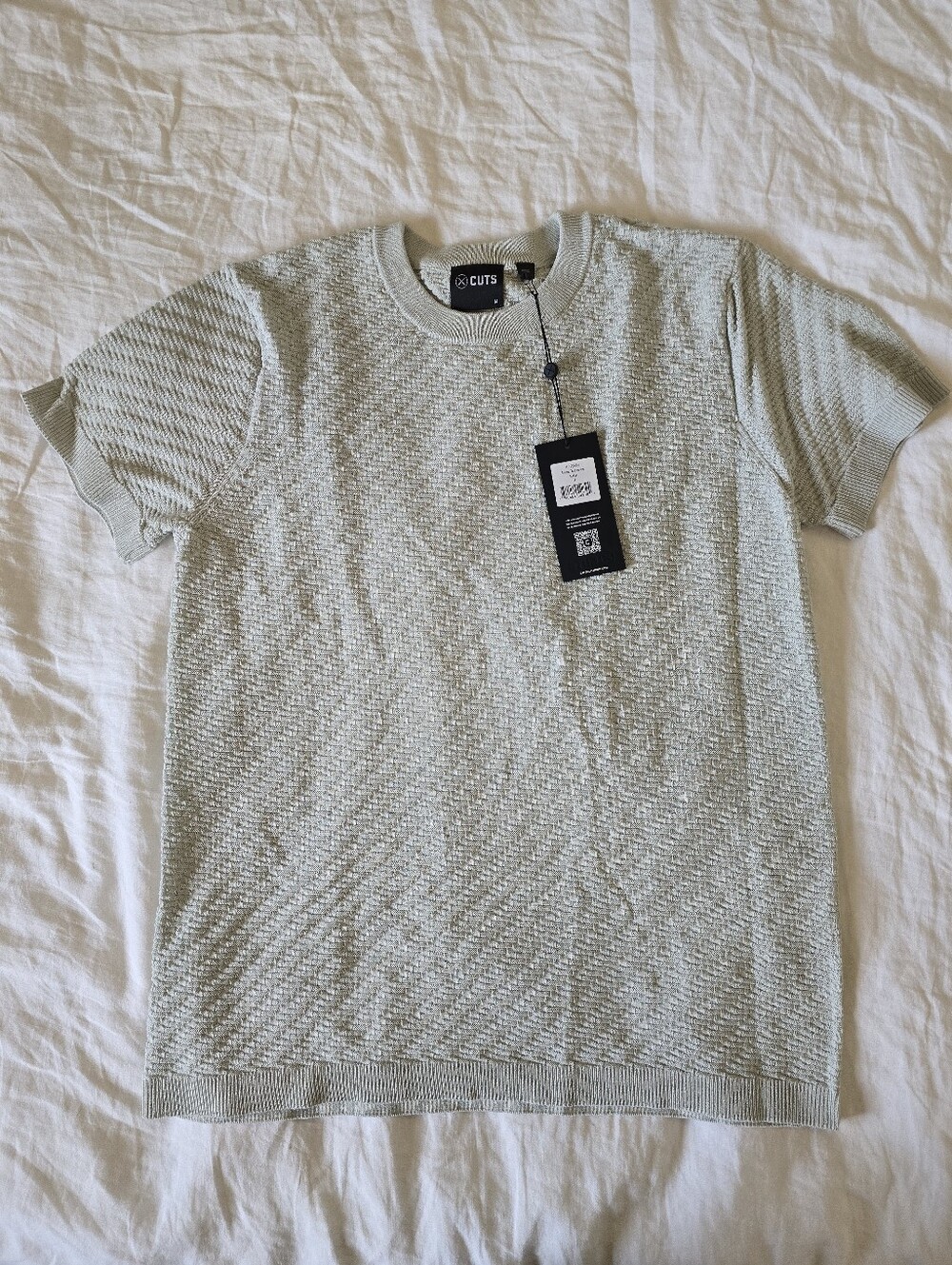 NWT Cuts Riviera Knit Textured tee M